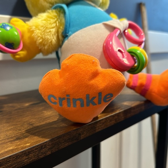 Vintage Playskool Sesame Street Baby Big Bird Plush 14.5" Crinkle Rattle Squeak - Picture 6 of 11